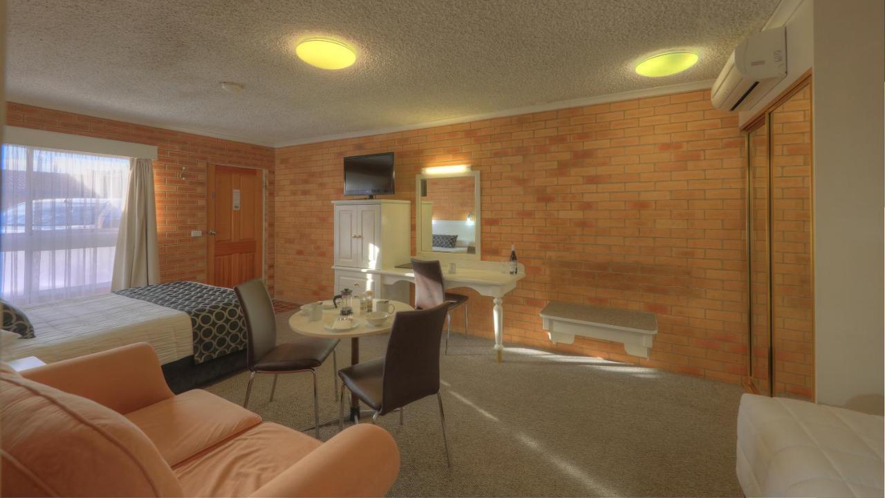Cousins Motor Inn Inverell Ngoại thất bức ảnh