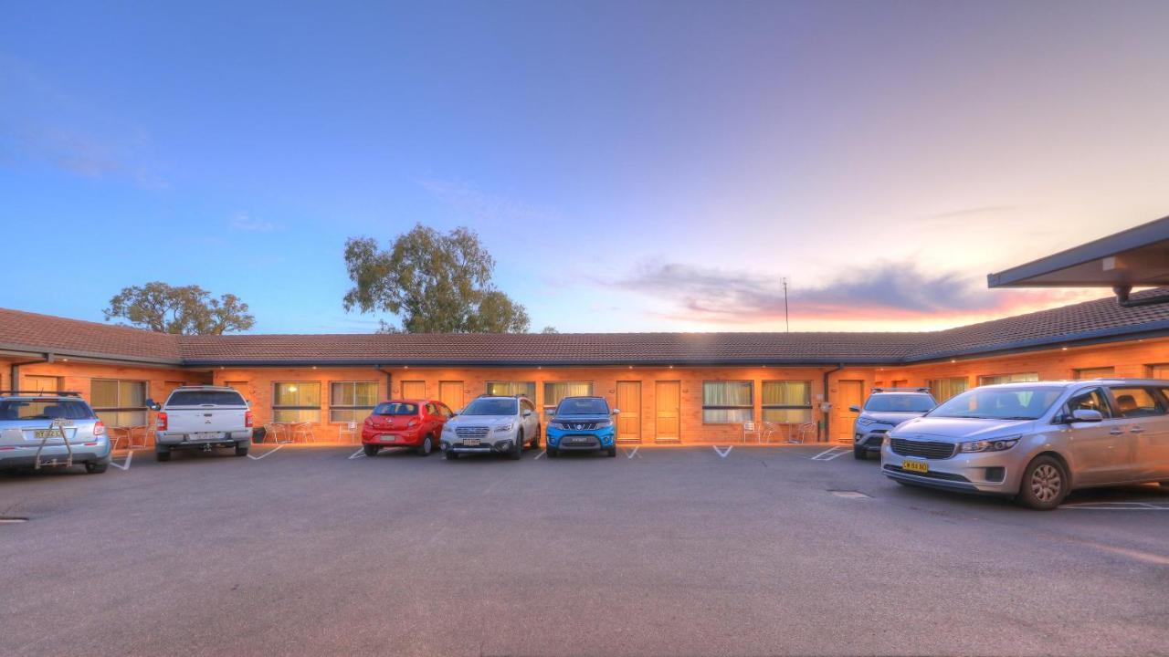 Cousins Motor Inn Inverell Ngoại thất bức ảnh